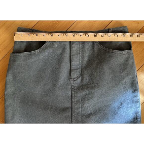 Billabong Denim Jean Skirt size 9 Soft Blue, Front & Back Pockets - Picture 3 of 7